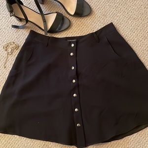 100% Silk Club Monaco Skirt